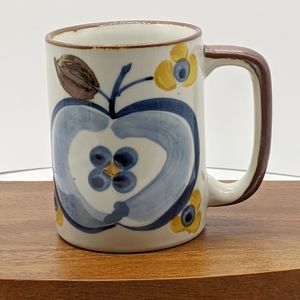 VTG STONEWARE Blue/Yellow Apple Floral Mug